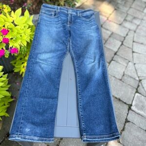 Lucky jeans. In great shape condition.